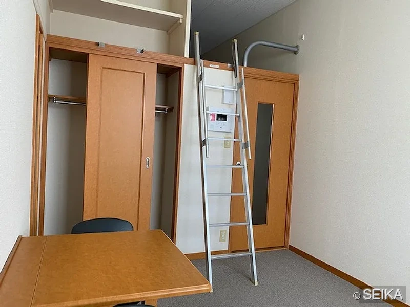 居間