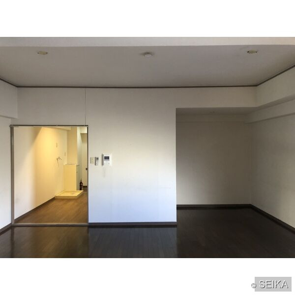居間