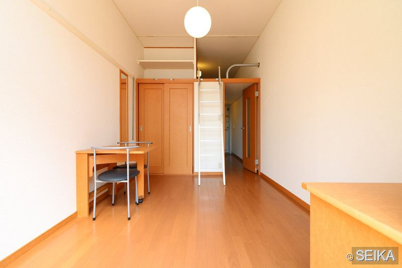 居間