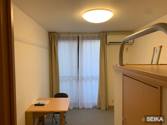居間