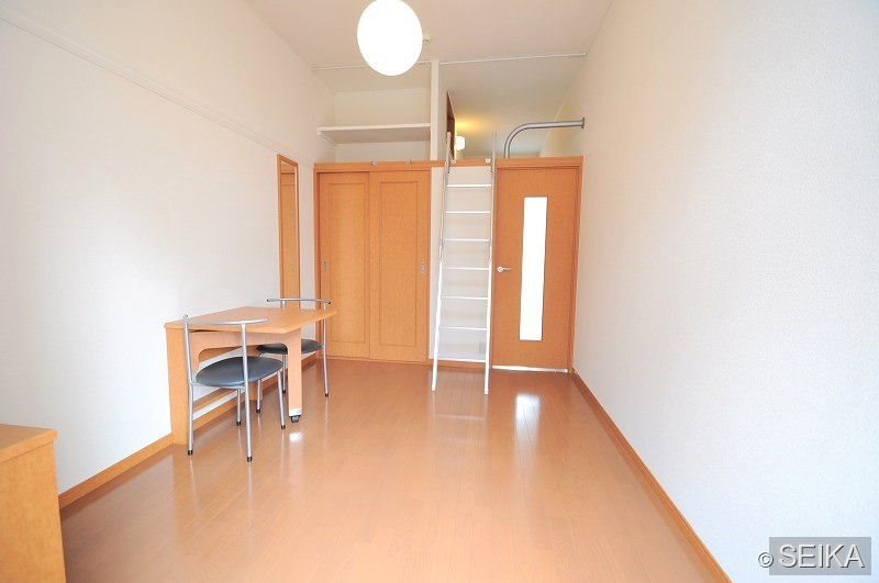 居間