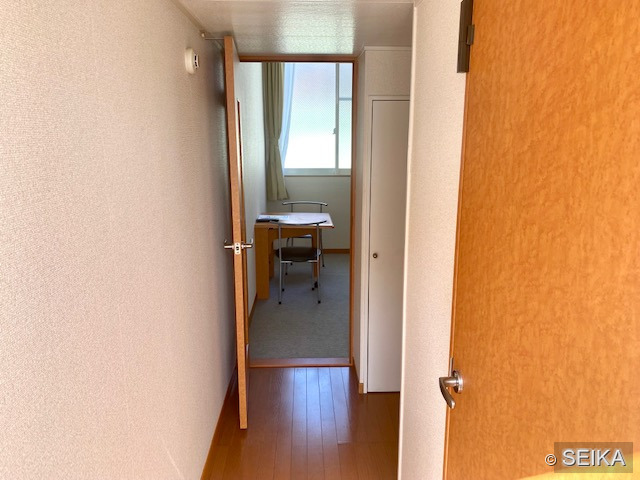 居間