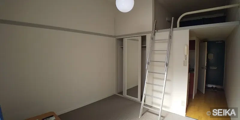 居間