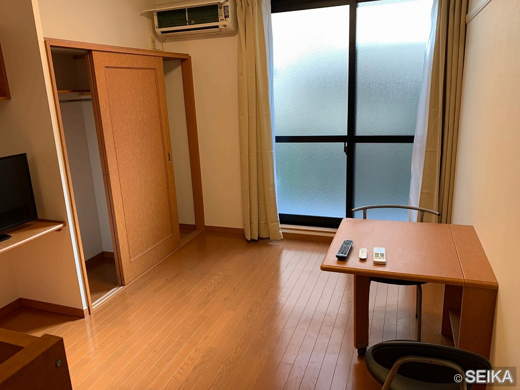 居間