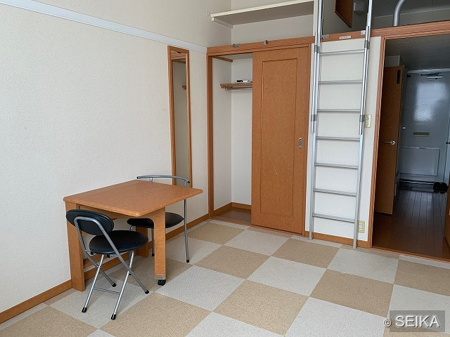 居間