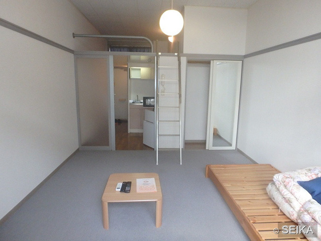 居間