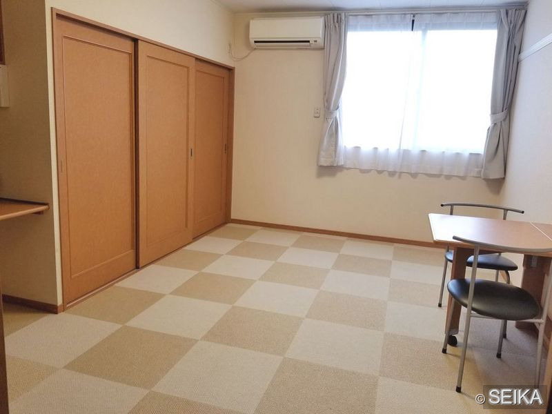居間