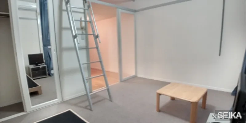 居間