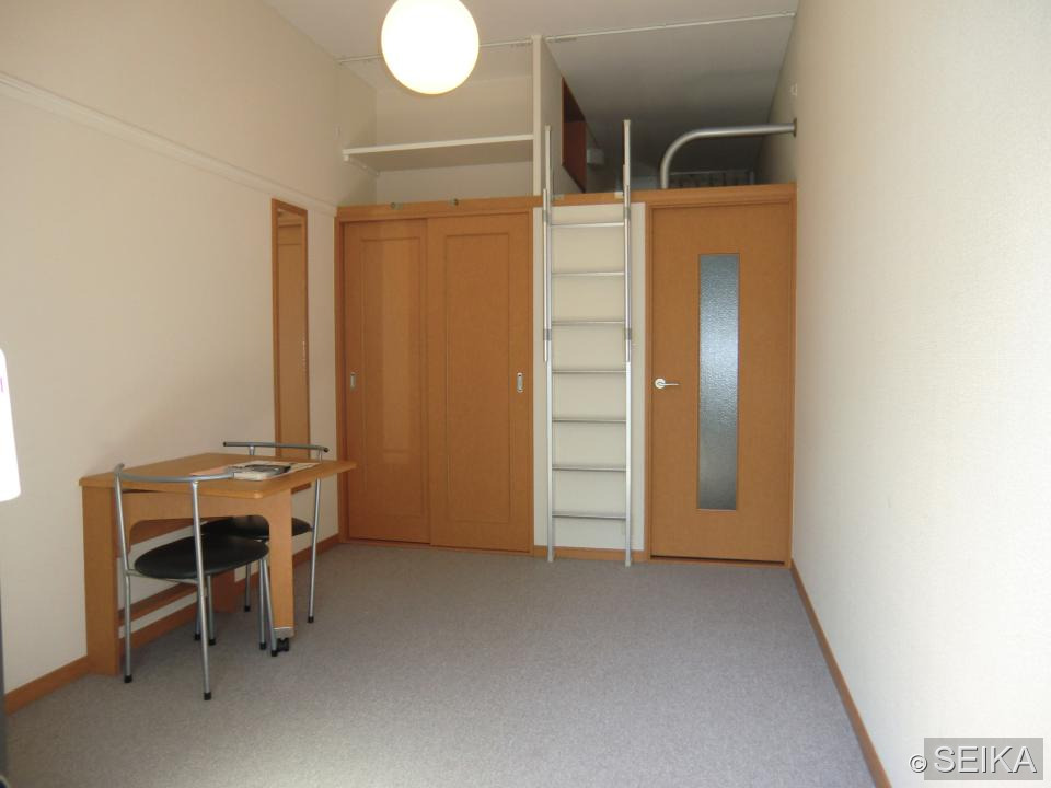 居間