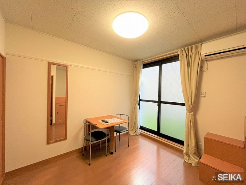 居間