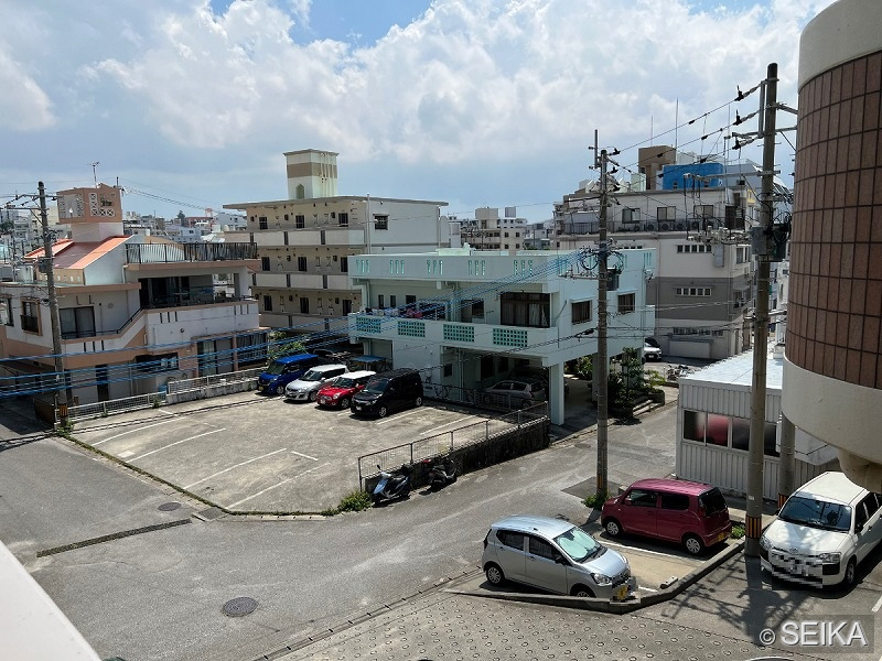 居間