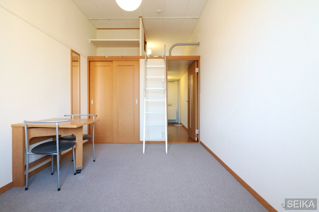 居間