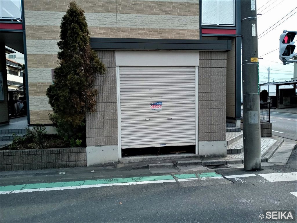 エントランス
