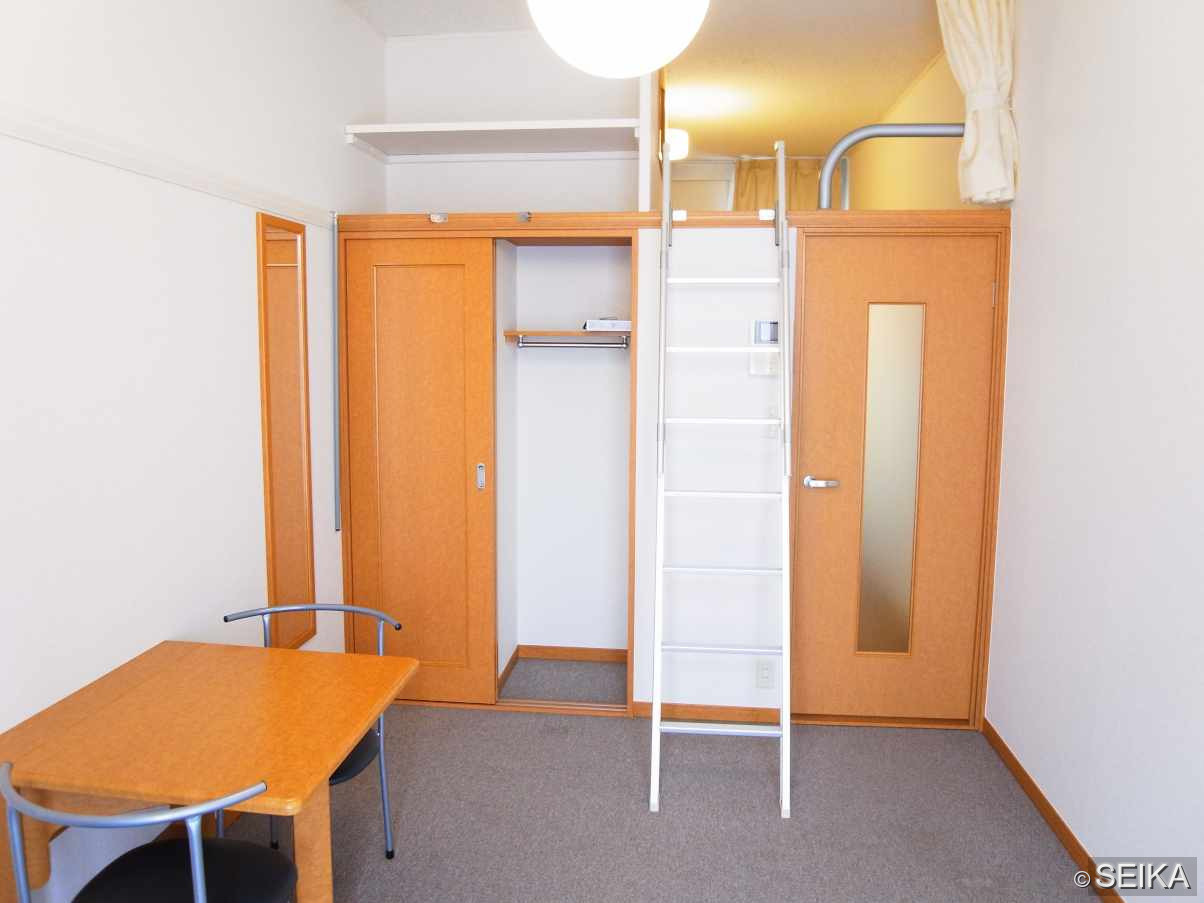 居間