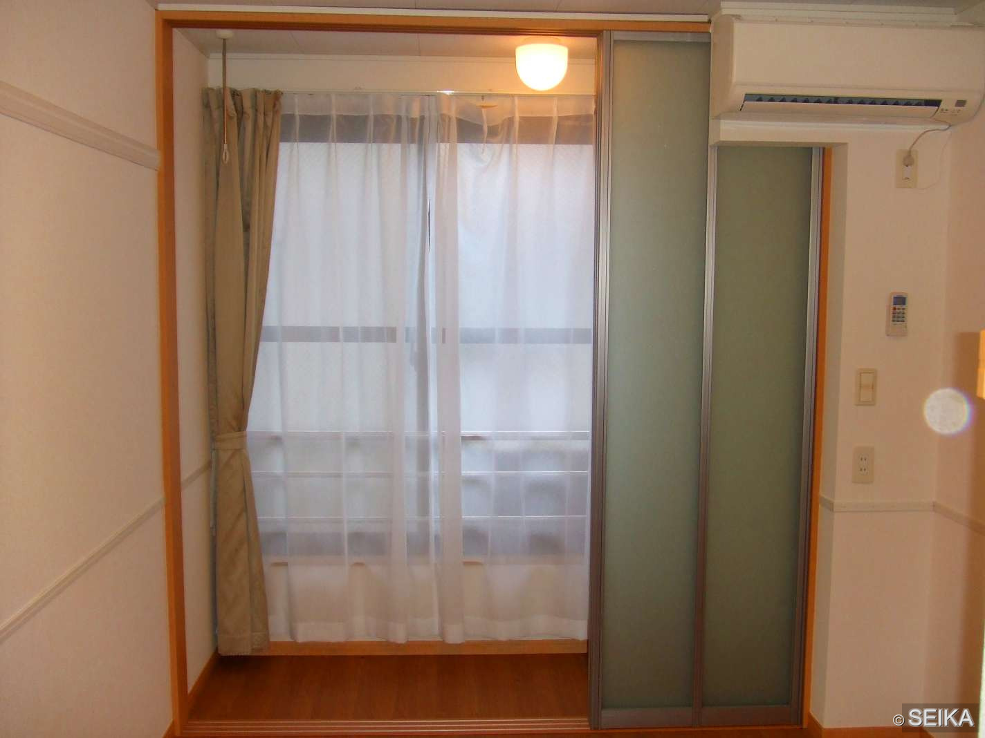 居間